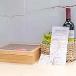 Sandora Breeze - Calm Stay Near Beach & Old Town