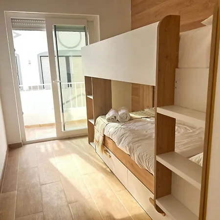 Sandora Breeze By Seareen Apartment *